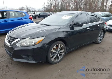 2016 Nissan Altima 2.5 Sr из США, поврежденный, VIN 1N4AL3AP4GC279167
